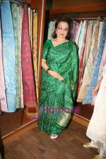 Asha Parekh at the Launch of Shubhrata Dutta_s Jamdani Saree collection in Juh, Mumbai on 23rd March 2010 (15).JPG